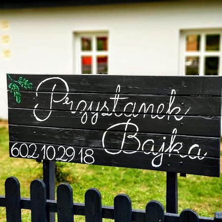 Villa Przystanek Bajka W Puszczy Zielonce Dabrowka Koscielna Exterior foto