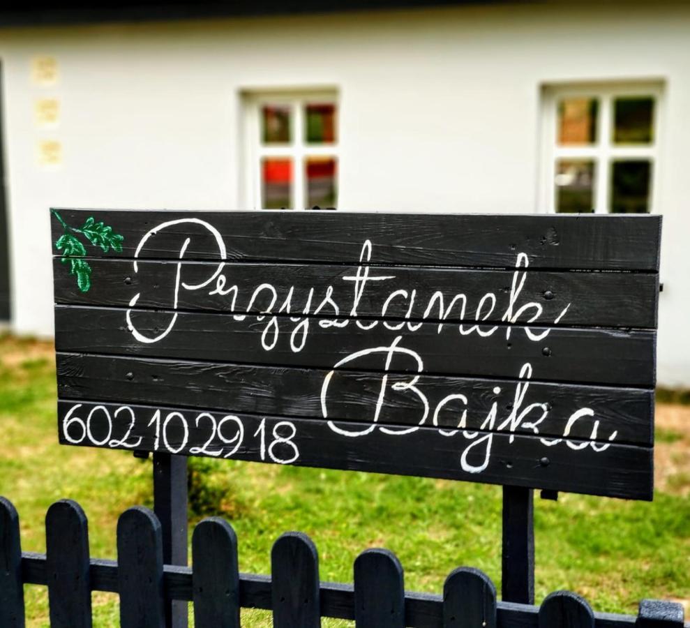 Villa Przystanek Bajka W Puszczy Zielonce Dabrowka Koscielna Exterior foto